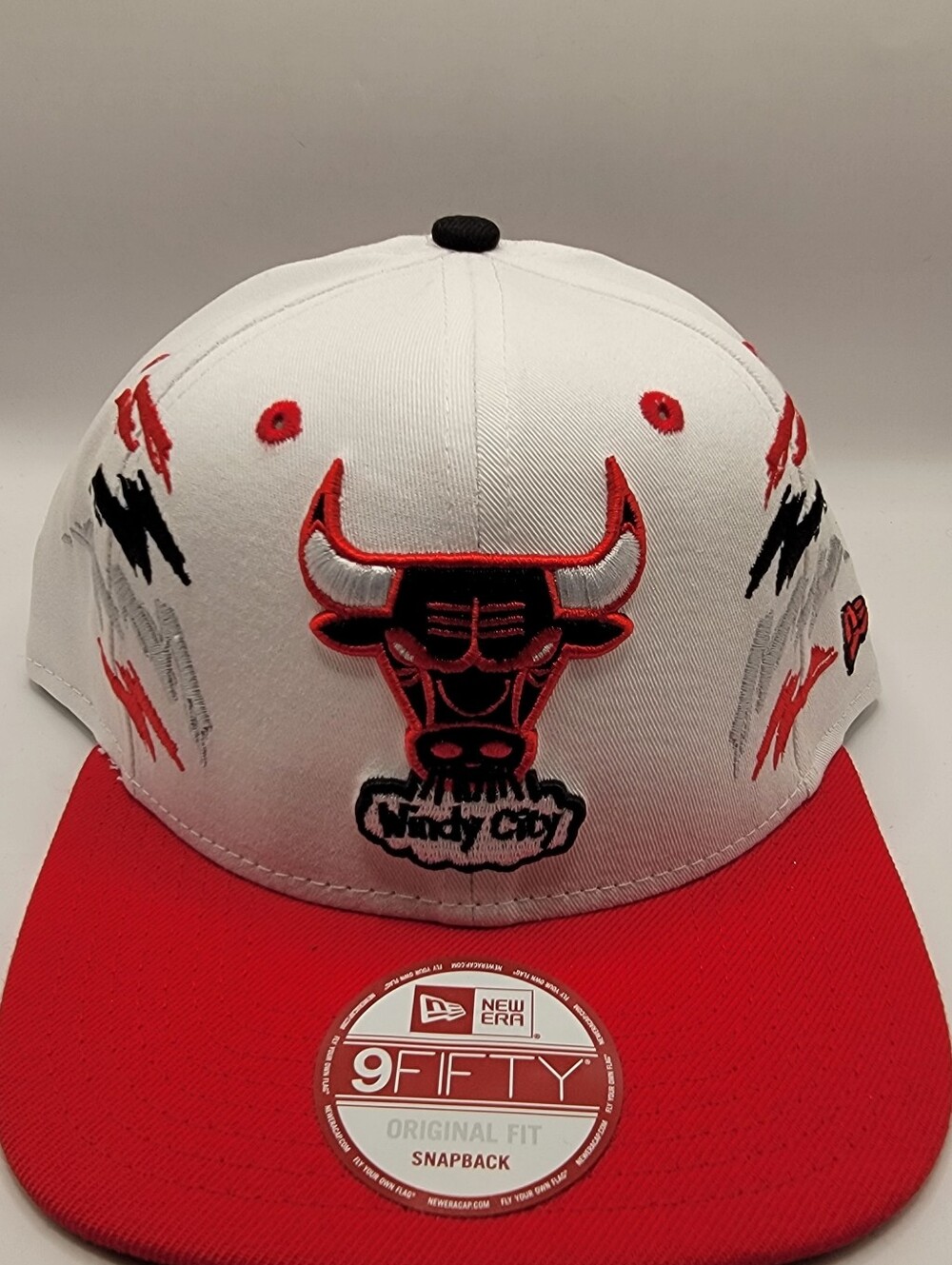 New Era Chicago Bulls White and Red Snapback Hat